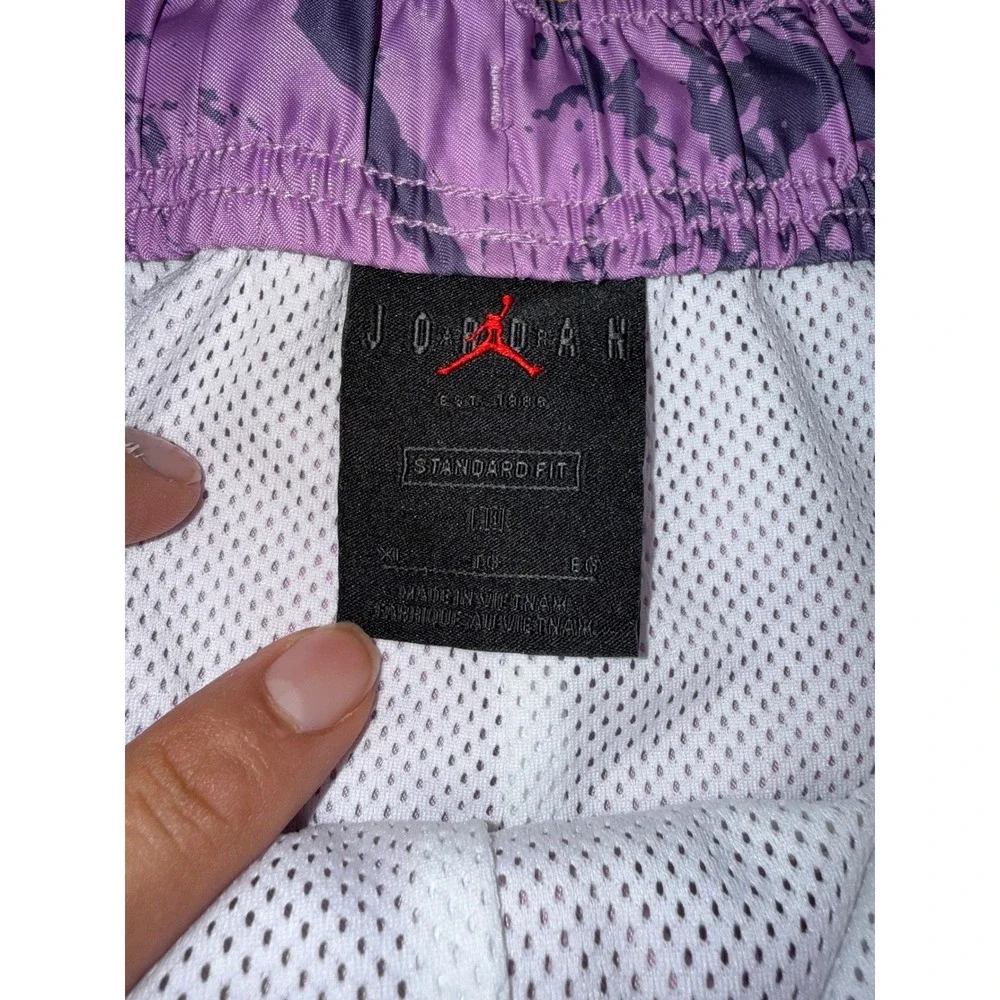 Jordan flight essentials